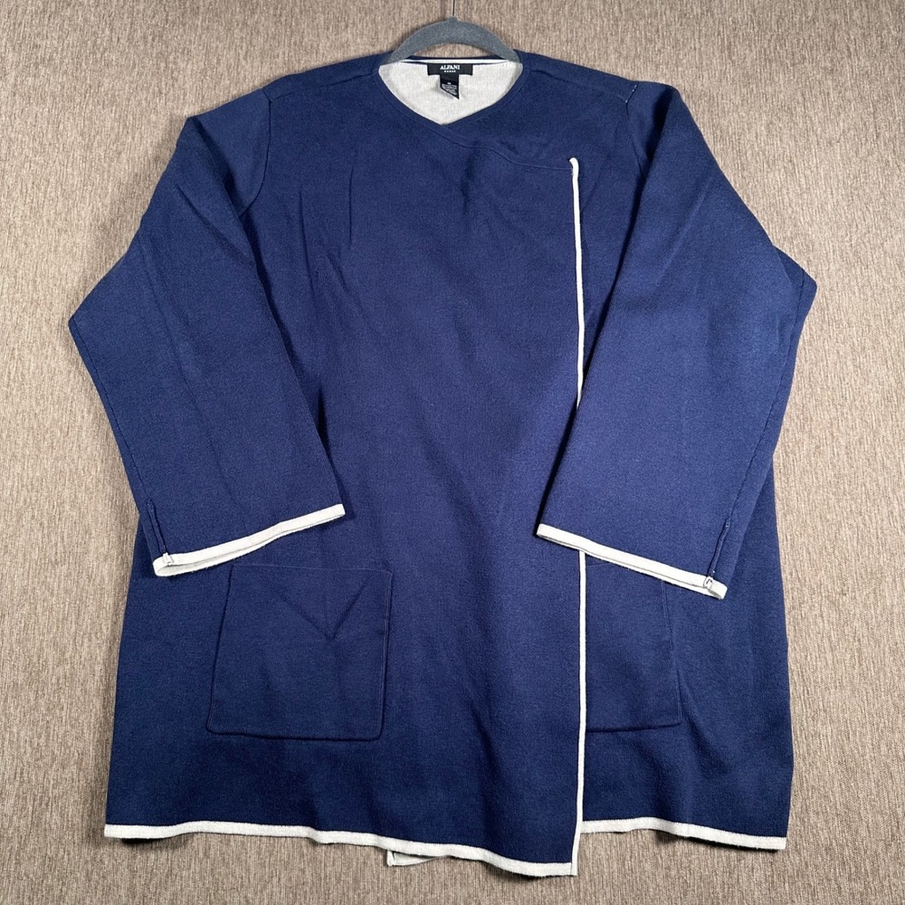 Alfani Woman Navy Blue White Trim Wrap Cardigan Sweater Plus 1X Cotton Blend